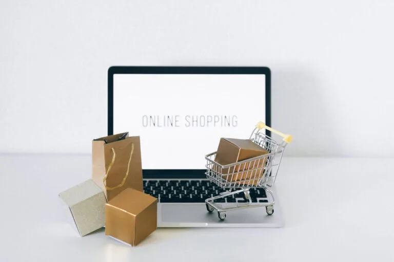 Best Fashion Deals on Amazon: Clothing & Accessories for Everyone 7 Best Fashion Deals